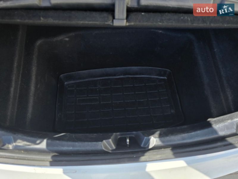 Седан Tesla Model 3 2020 в Хмельницком фото 15 Седан Tesla Model 3 2020 в Хмельницком