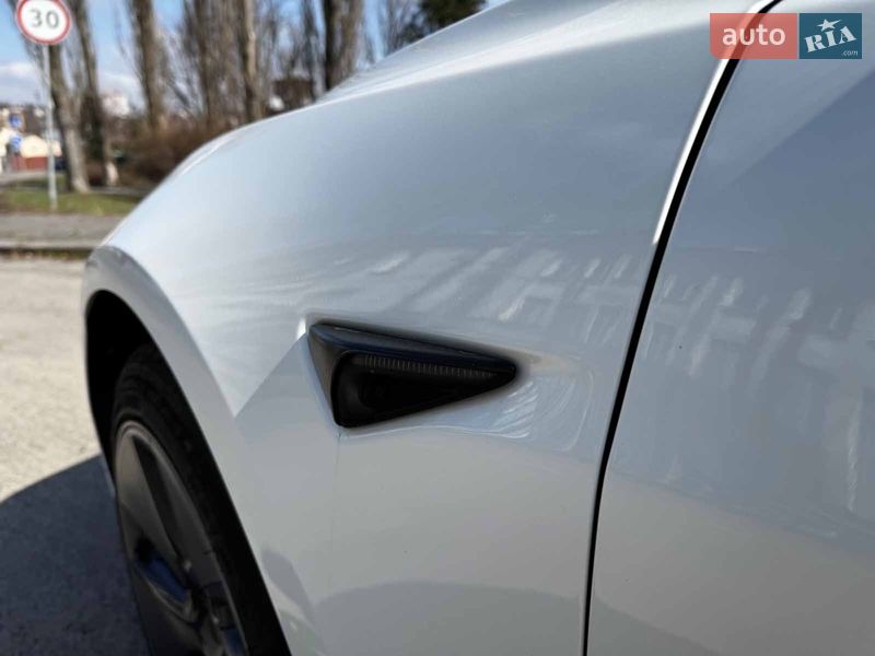 Седан Tesla Model 3 2022 в Киеве фото 14 Седан Tesla Model 3 2022 в Киеве