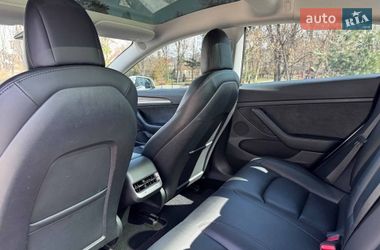 Седан Tesla Model 3 2022 в Киеве