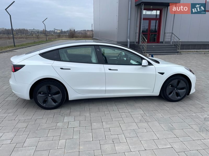 Седан Tesla Model 3 2021 в Здолбунове фото 10 Седан Tesla Model 3 2021 в Здолбунове