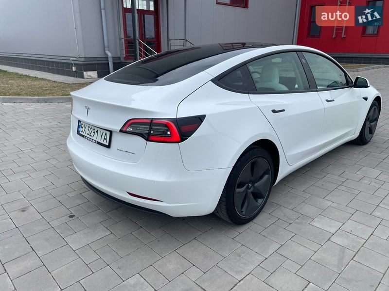 Седан Tesla Model 3 2021 в Здолбунове фото 17 Седан Tesla Model 3 2021 в Здолбунове