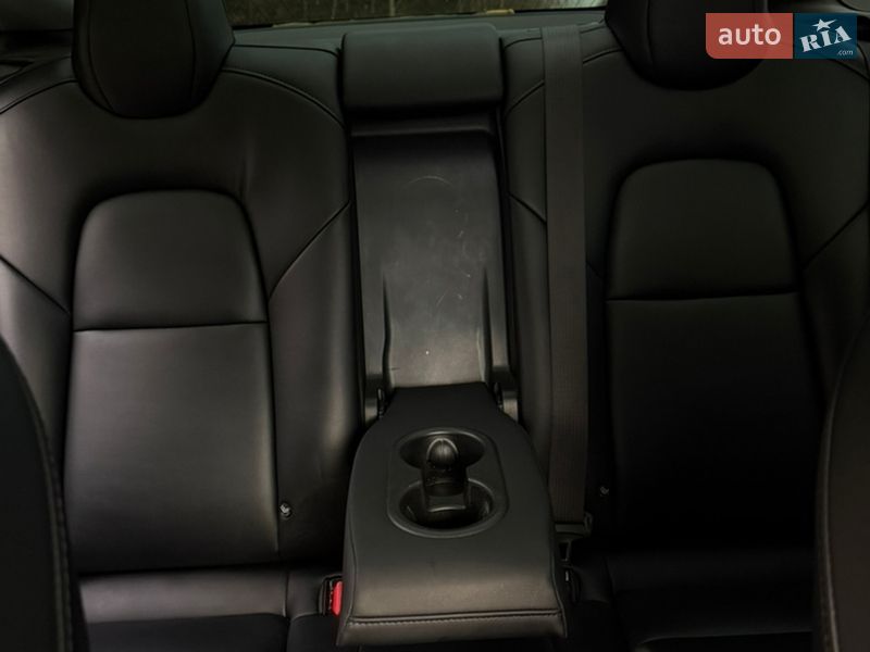 Седан Tesla Model 3 2018 в Ковеле