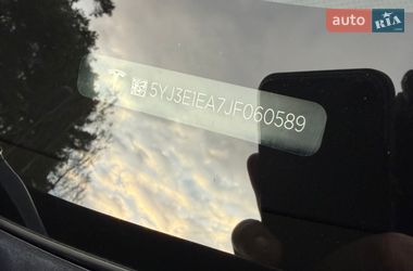 Седан Tesla Model 3 2018 в Ковелі