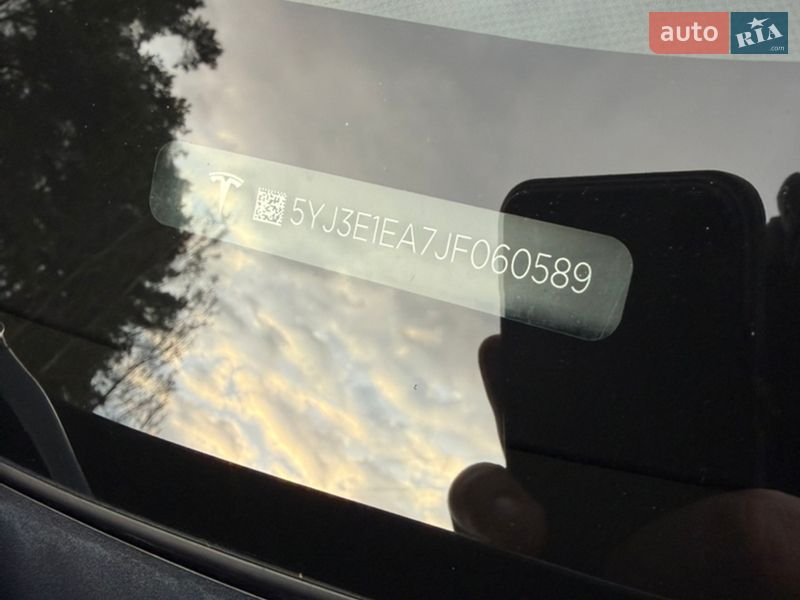 Седан Tesla Model 3 2018 в Ковеле