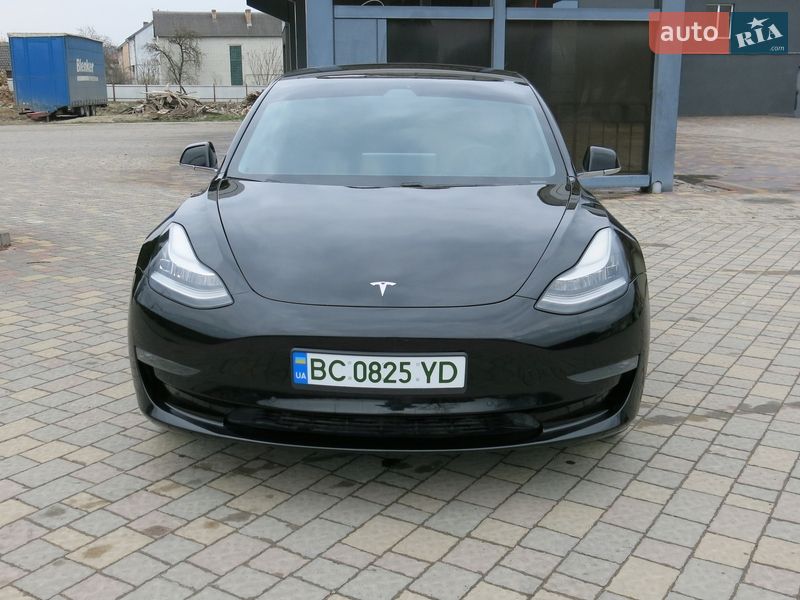 Седан Tesla Model 3 2020 в Львове фото 25 Седан Tesla Model 3 2020 в Львове