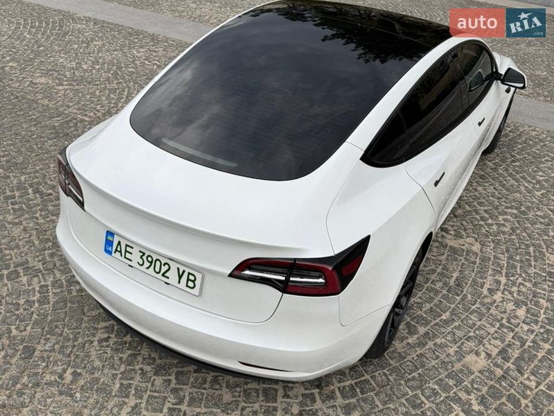 Седан Tesla Model 3 2023 в Днепре фото 3 Седан Tesla Model 3 2023 в Днепре