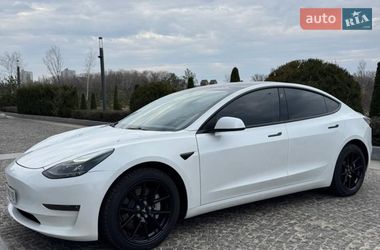 Седан Tesla Model 3 2023 в Дніпрі