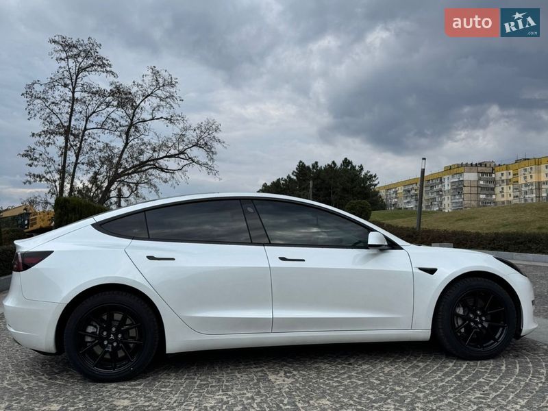 Седан Tesla Model 3 2023 в Днепре фото 15 Седан Tesla Model 3 2023 в Днепре
