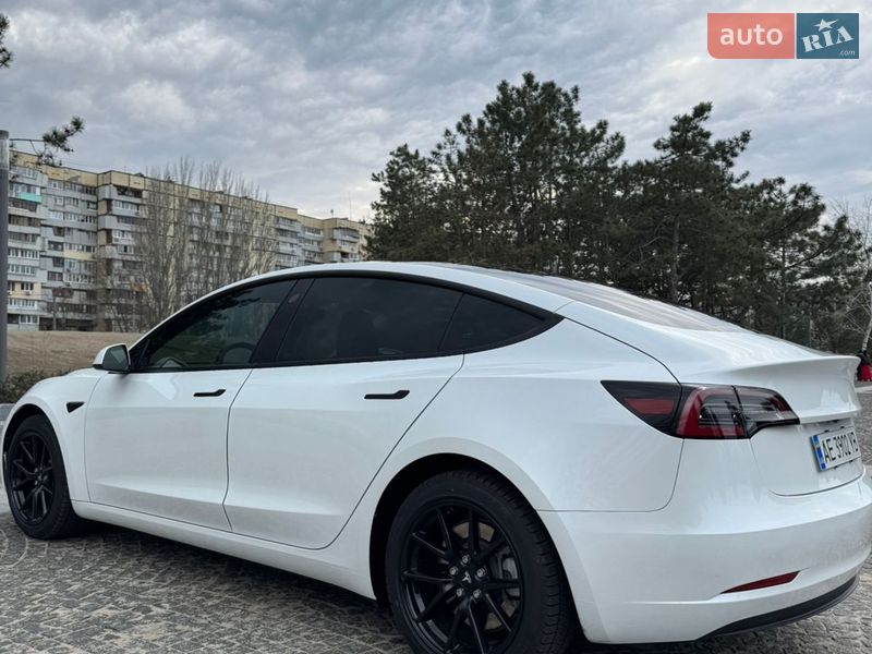 Седан Tesla Model 3 2023 в Днепре фото 18 Седан Tesla Model 3 2023 в Днепре
