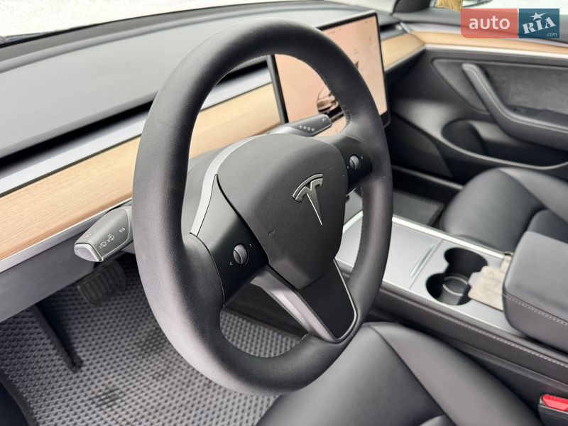 Седан Tesla Model 3 2023 в Днепре фото 30 Седан Tesla Model 3 2023 в Днепре