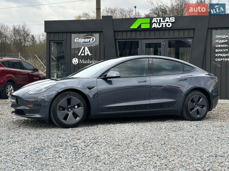 Седан Tesla Model 3 2023 в Львові фото 3 Седан Tesla Model 3 2023 в Львові