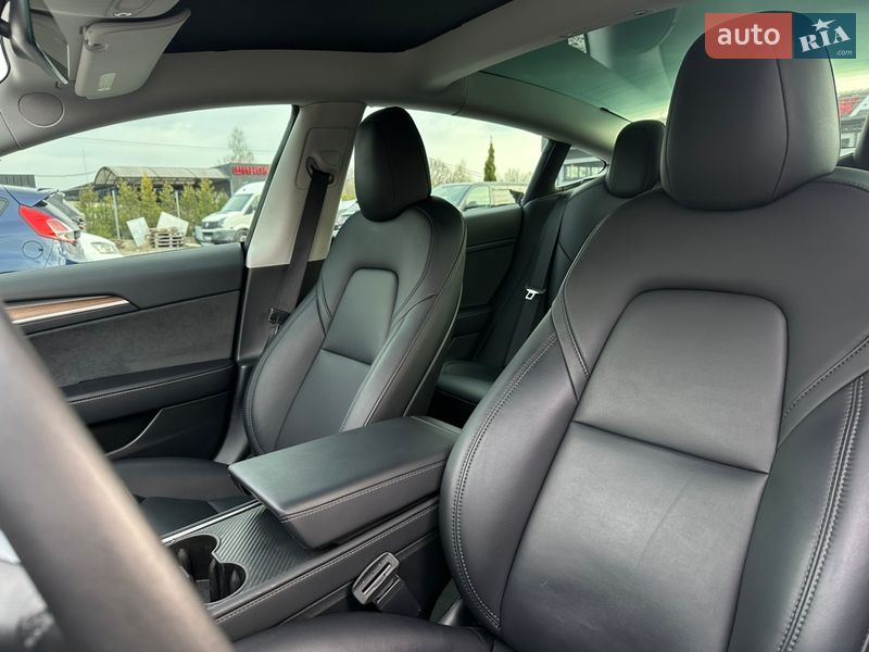 Седан Tesla Model 3 2023 в Львові фото 17 Седан Tesla Model 3 2023 в Львові