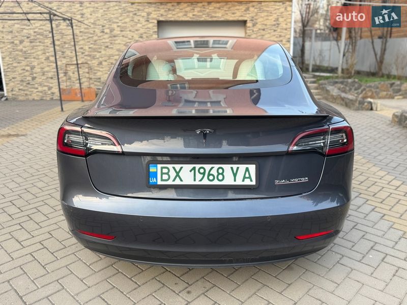 Седан Tesla Model 3 2021 в Хмельницком фото 5 Седан Tesla Model 3 2021 в Хмельницком