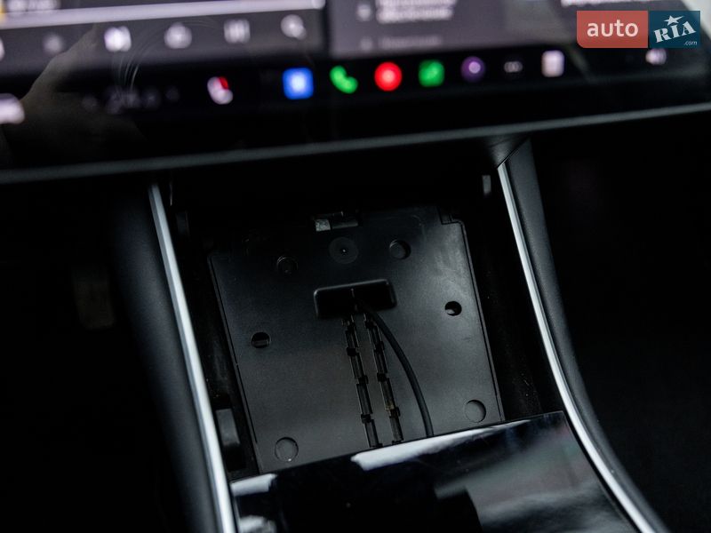 Седан Tesla Model 3 2018 в Житомирі