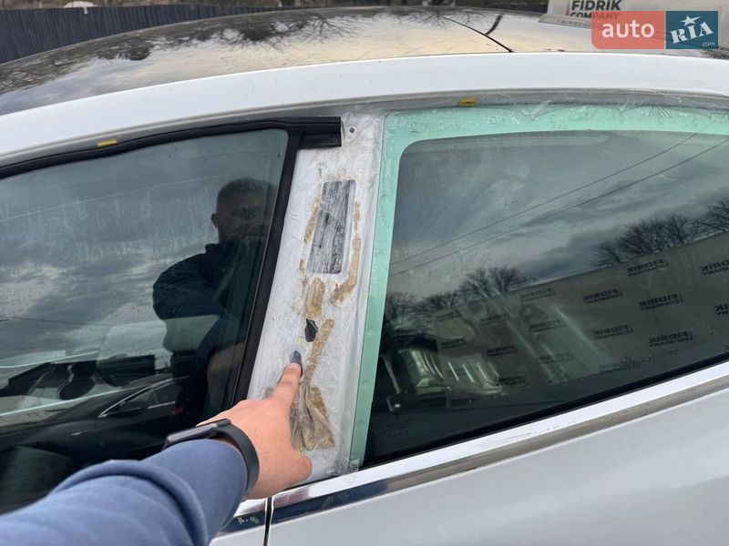 Седан Tesla Model 3 2019 в Луцьку фото 10 Седан Tesla Model 3 2019 в Луцьку