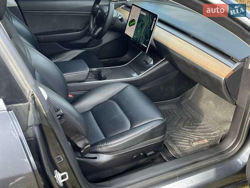 Седан Tesla Model 3 2019 в Львове фото 13 Седан Tesla Model 3 2019 в Львове