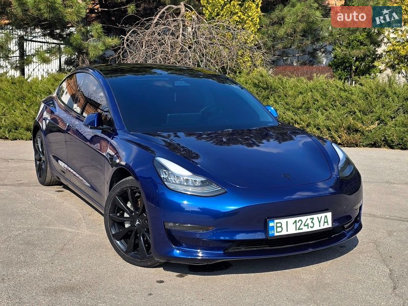 Tesla Model 3 2019
