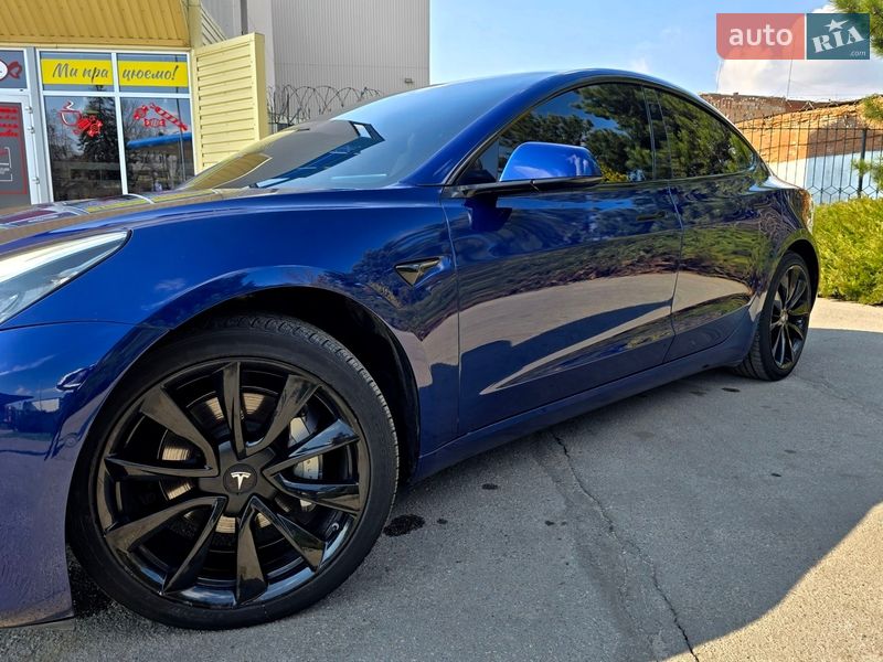 Седан Tesla Model 3 2019 в Полтаве