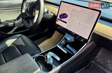 Седан Tesla Model 3 2019 в Полтаве