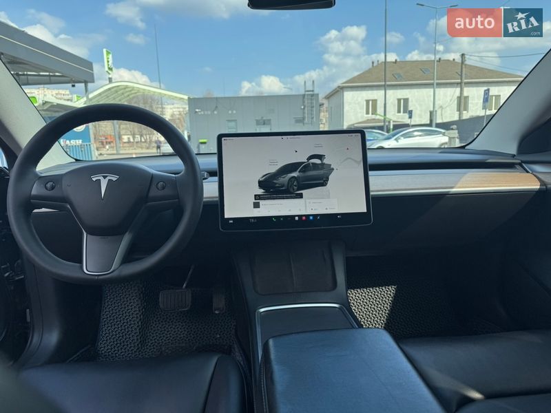 Седан Tesla Model 3 2022 в Белой Церкви
