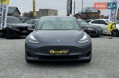 Седан Tesla Model 3 2019 в Ивано-Франковске