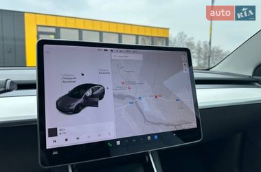 Седан Tesla Model 3 2019 в Ивано-Франковске