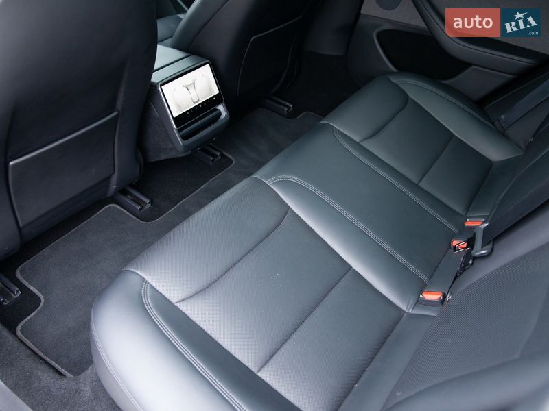 Седан Tesla Model 3 2024 в Киеве фото 23 Седан Tesla Model 3 2024 в Киеве