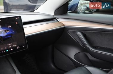 Седан Tesla Model 3 2022 в Харькове