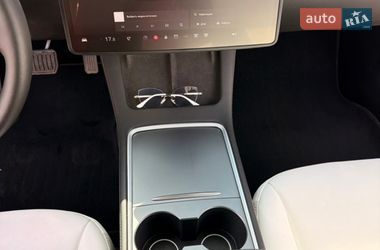 Седан Tesla Model 3 2022 в Запорожье