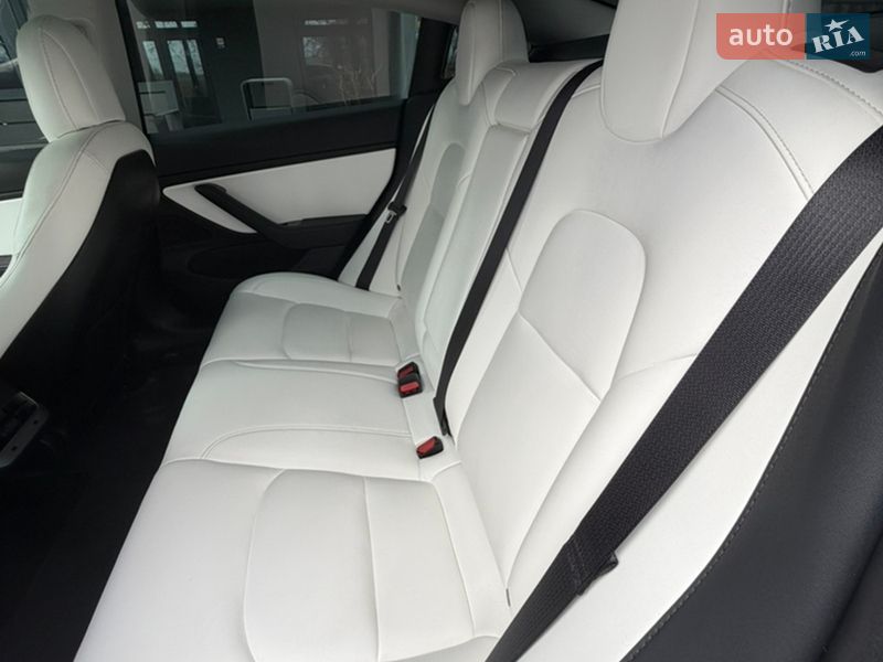 Седан Tesla Model 3 2019 в Чернігові фото 9 Седан Tesla Model 3 2019 в Чернігові
