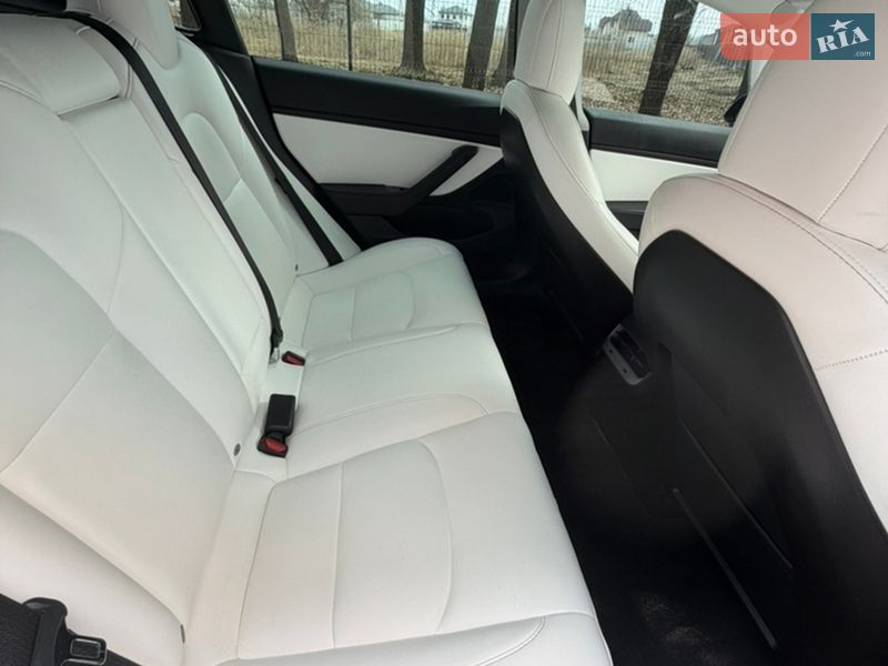 Седан Tesla Model 3 2019 в Чернігові фото 13 Седан Tesla Model 3 2019 в Чернігові