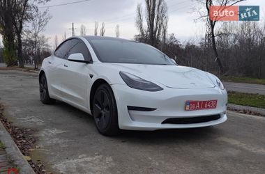 Седан Tesla Model 3 2023 в Кременчуге