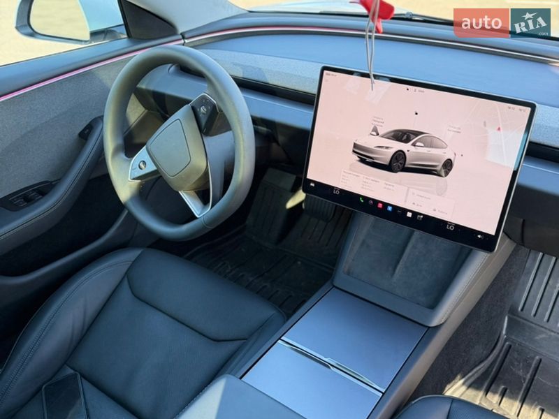 Седан Tesla Model 3 2024 в Львове фото 27 Седан Tesla Model 3 2024 в Львове