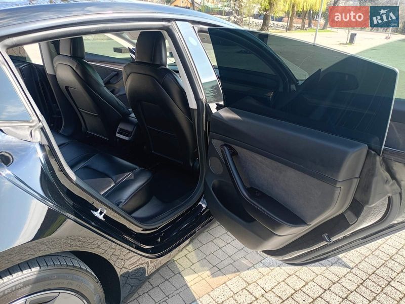 Седан Tesla Model 3 2022 в Львові фото 13 Седан Tesla Model 3 2022 в Львові