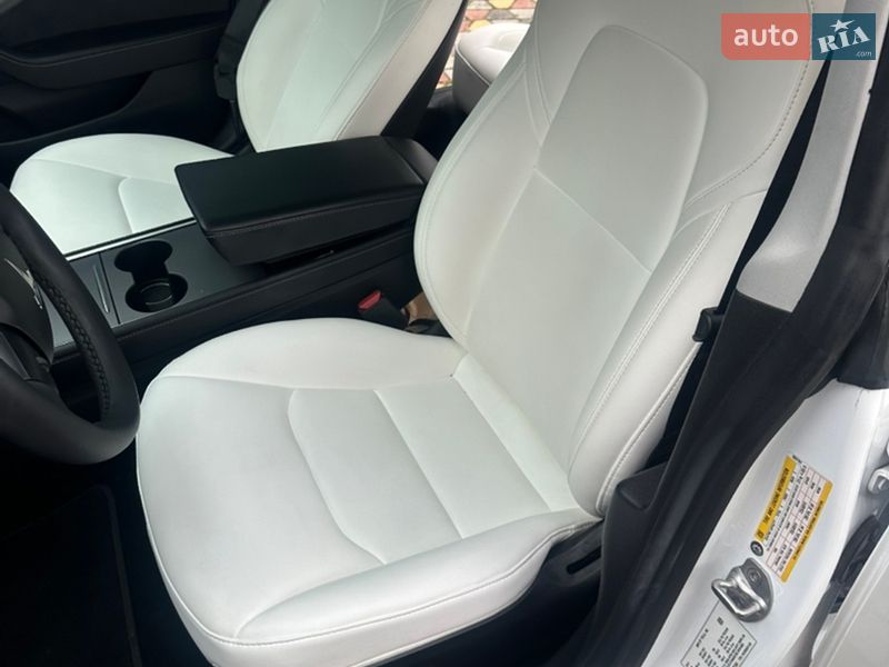 Седан Tesla Model 3 2021 в Пустомитах фото 7 Седан Tesla Model 3 2021 в Пустомитах