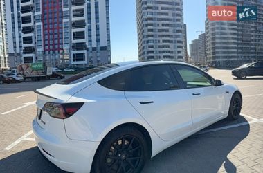 Седан Tesla Model 3 2020 в Києві