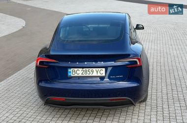 Седан Tesla Model 3 2024 в Львове