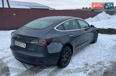Седан Tesla Model 3 2018 в Вінниці