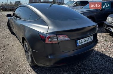 Седан Tesla Model 3 2020 в Киеве