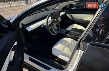 Седан Tesla Model 3 2020 в Киеве
