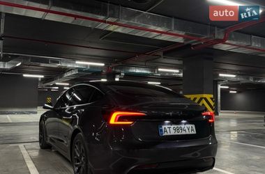 Седан Tesla Model 3 2024 в Ивано-Франковске