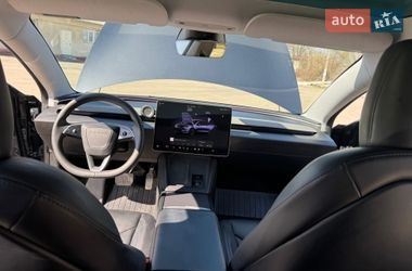Седан Tesla Model 3 2024 в Ивано-Франковске