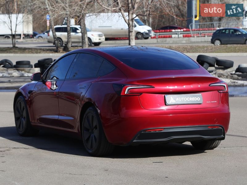 Седан Tesla Model 3 2024 в Києві фото 5 Седан Tesla Model 3 2024 в Києві