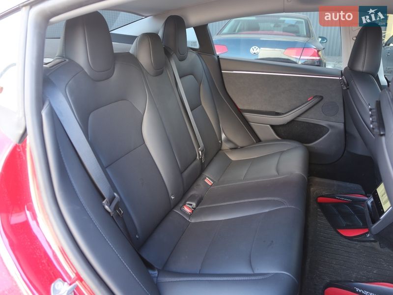 Седан Tesla Model 3 2024 в Києві фото 19 Седан Tesla Model 3 2024 в Києві