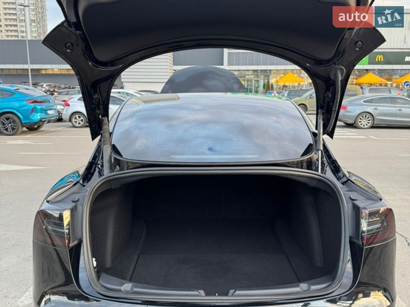 Седан Tesla Model 3 2023 в Києві фото 23 Седан Tesla Model 3 2023 в Києві