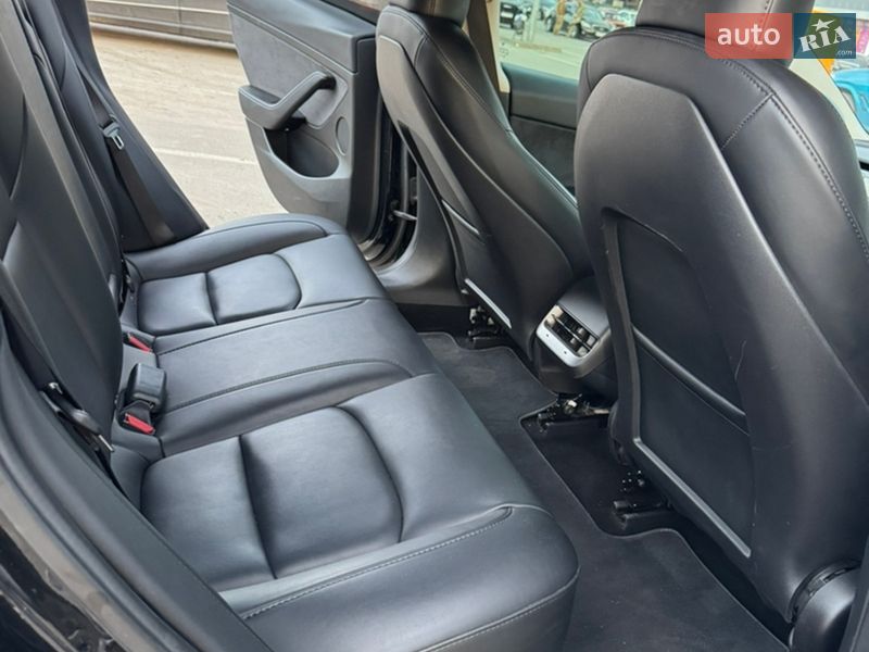 Седан Tesla Model 3 2023 в Києві фото 27 Седан Tesla Model 3 2023 в Києві