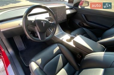 Седан Tesla Model 3 2018 в Одесі