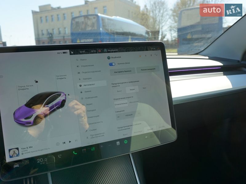 Седан Tesla Model 3 2019 в Киеве