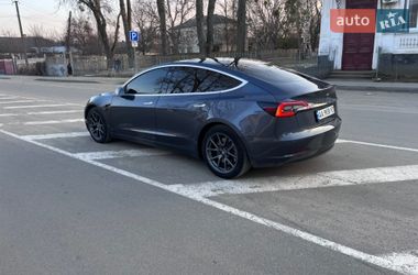 Седан Tesla Model 3 2020 в Радомышле