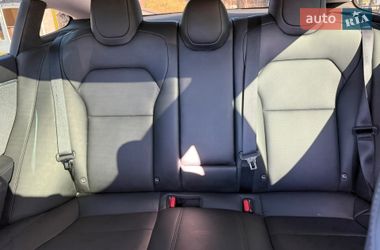 Седан Tesla Model 3 2024 в Киеве